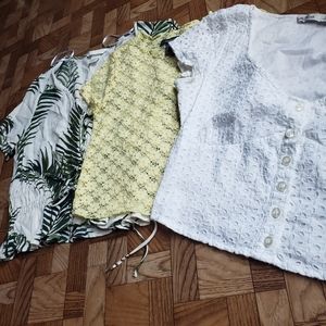 bundle of 3 crop tops